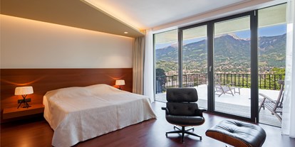 Luxusurlaub - Südtirol - Zimmer Suite mit Panoramablick Marling bei Meran - Parkhotel Marlena - Adults Only 14+