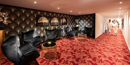 Luxusurlaub - Deutschland - Wartebereich für Behandlungen - Hotel Sonnenhof Lam im Bayerischen Wald