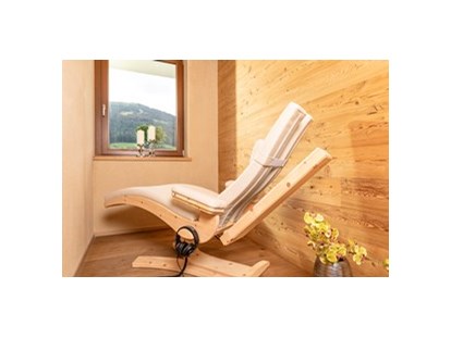 Luxusurlaub - Wellnessbereich - Entspannung pur mit den innovativen Körperschallliegen - Alpbacherhof****s - Mountain & Spa Resort