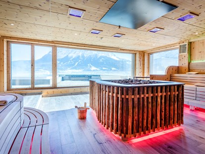 Luxusurlaub - Wellnessbereich - Entspannte Saunaaufgüsse - Hotel Post Lermoos