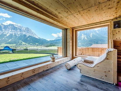 Luxusurlaub - Österreich - Ausblick von der Sauna - Hotel Post Lermoos