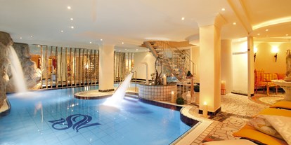 Luxusurlaub - Tiroler Oberland - Pool - Hotel Sonne