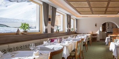 Luxusurlaub - Österreich - Hotel Albona Nova Zürs am Arlberg 
Restaurant mit Ausblick  - Hotel Albona Nova