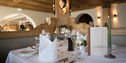 Luxusurlaub - Österreich - Hotel Albona Nova Zürs am Arlberg 
Restaurant gedeckt für Sie  - Hotel Albona Nova