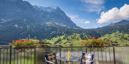 Luxusurlaub - Schweiz - Balkon mit Blick auf den Eiger, Hotel Belvedere Grindelwald - Belvedere Swiss Quality Hotel Grindelwald