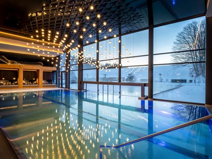 Luxusurlaub - Wellnessbereich - Indoor-Pool - Wellness & Naturresort Reischlhof - Wellness & Naturresort Reischlhof **** Superior 