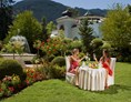 Luxushotel: Frühstück im Garten - Wellness-, Golf- & Genießerhotel Salzburgerhof